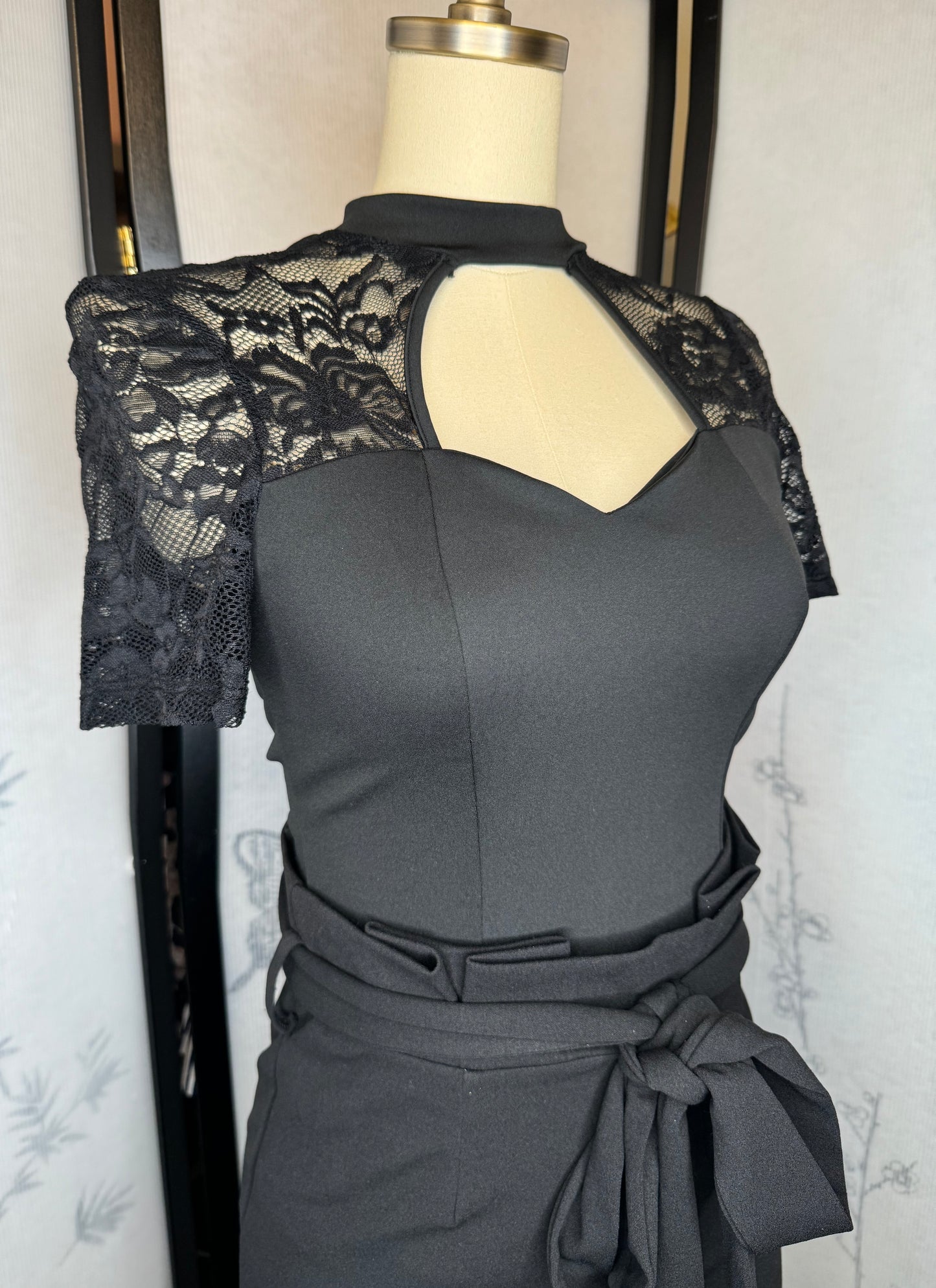 Open Heart Blouse