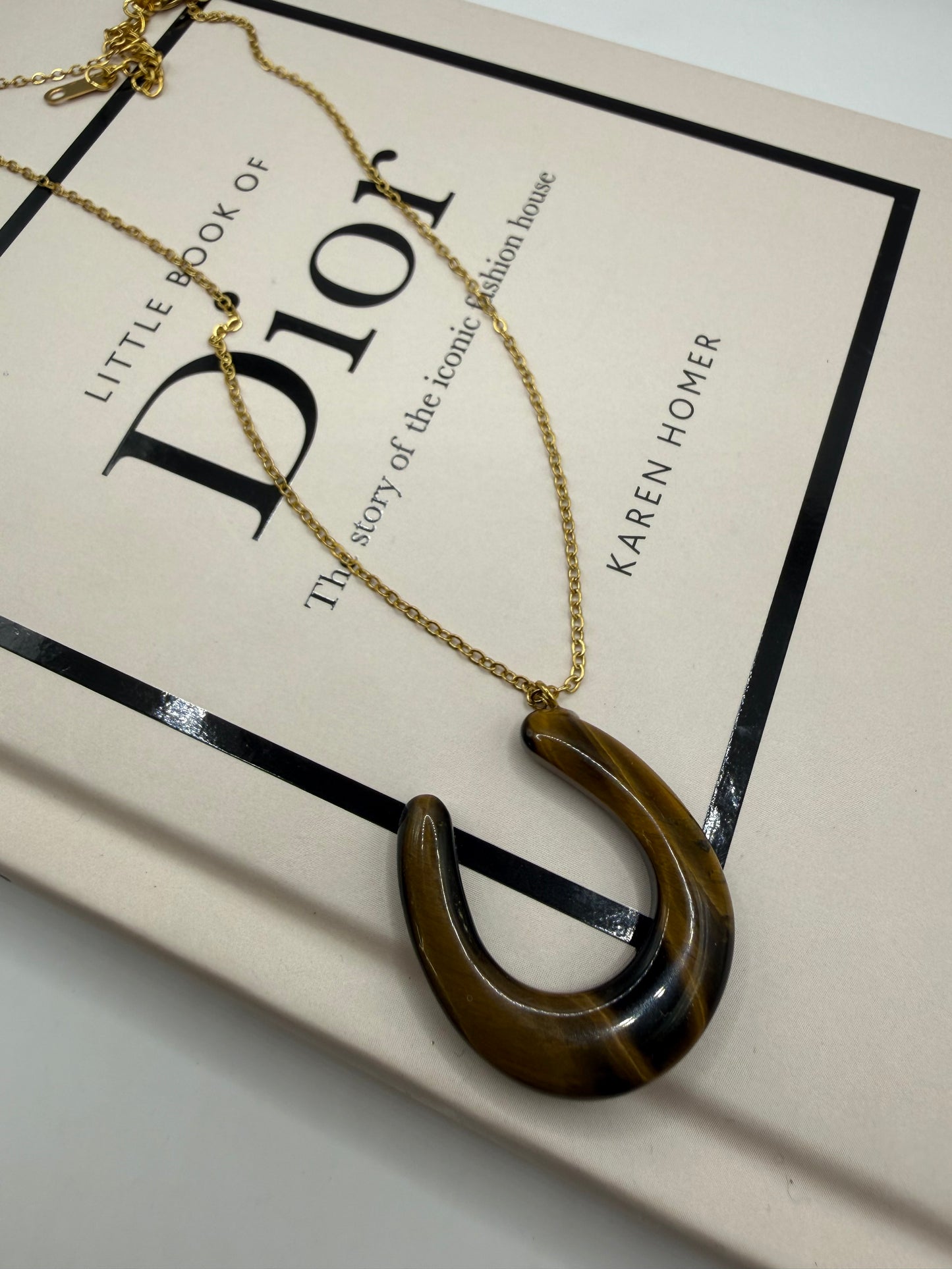 Horseshoe Necklace