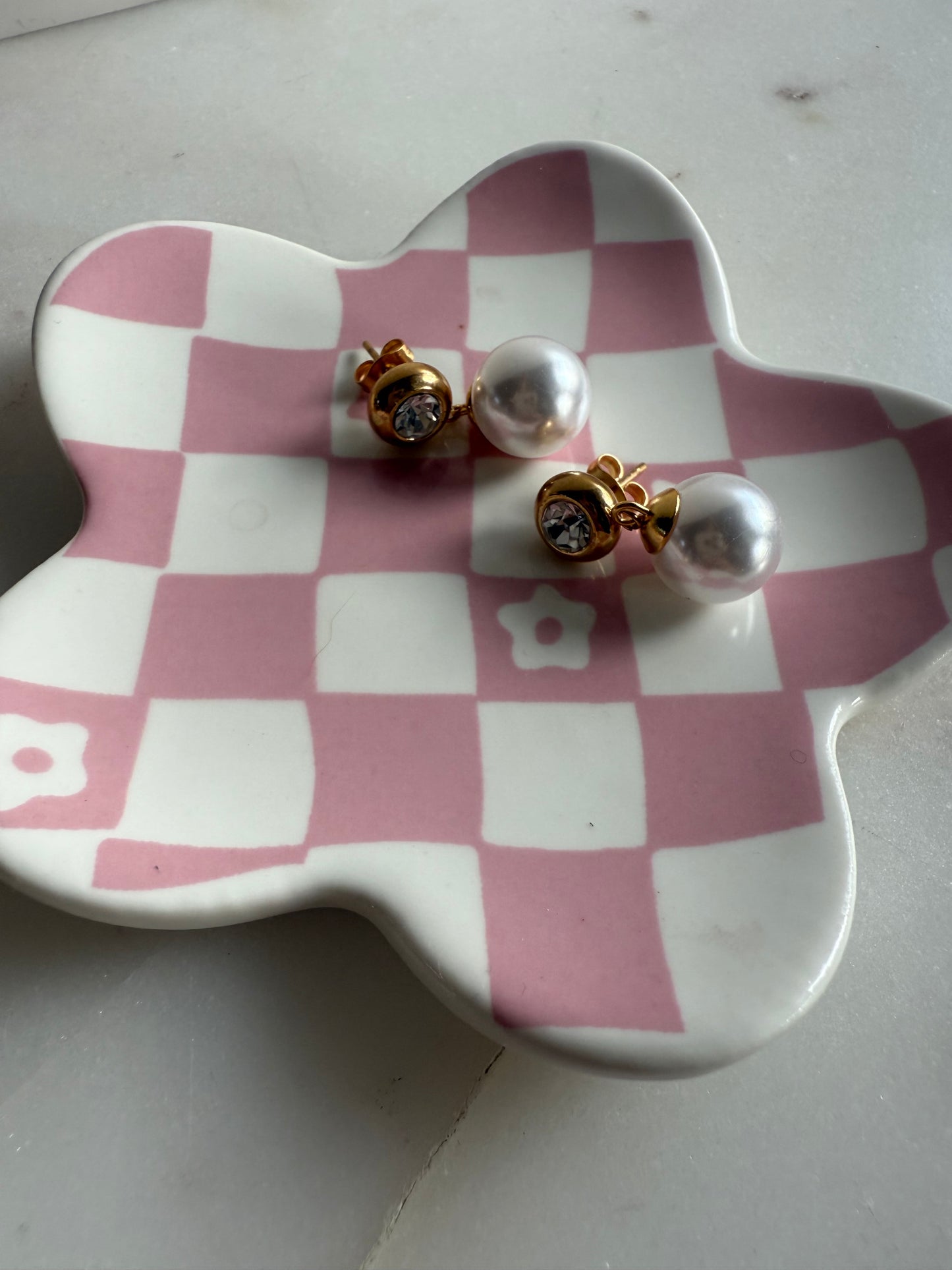 Pearl Kiss Earrings