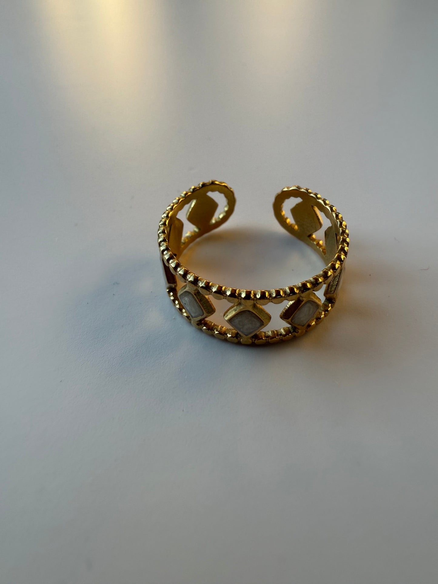 Diamond Glow Band