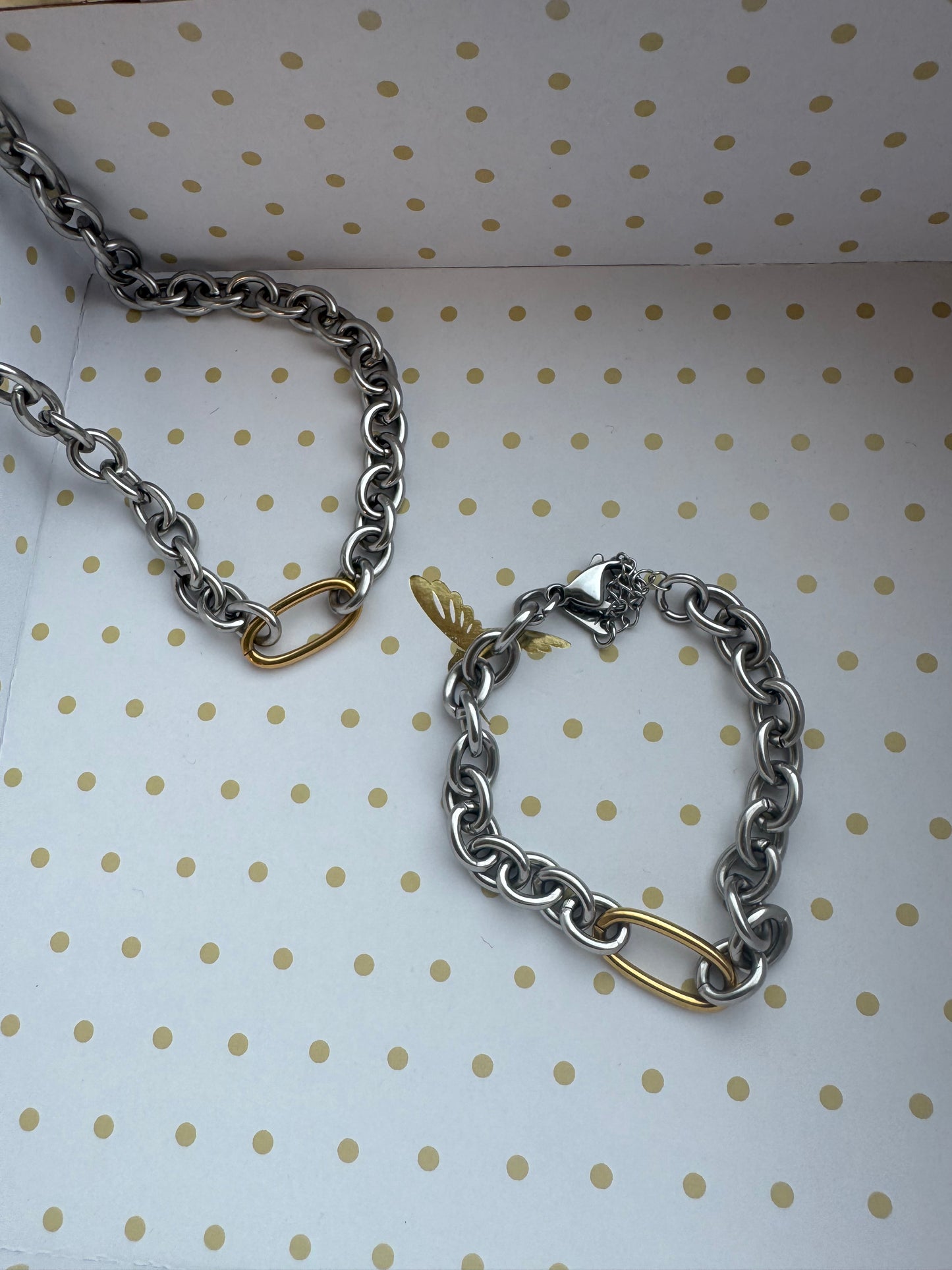 Two-Toned Necklace and Bracelet Set