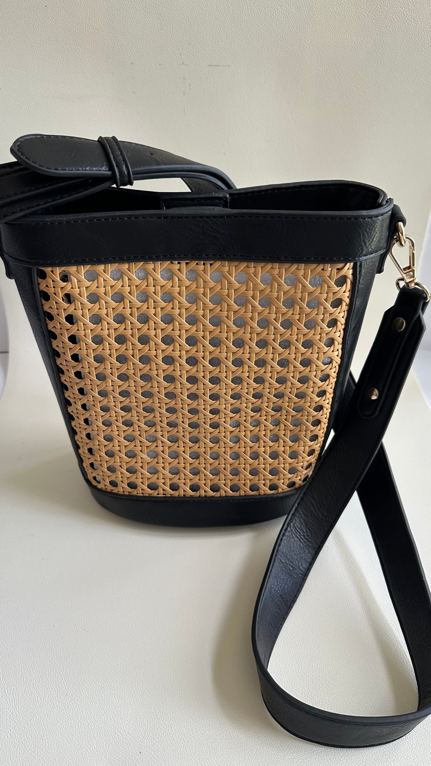 Leather Crossbody Bucket Bag