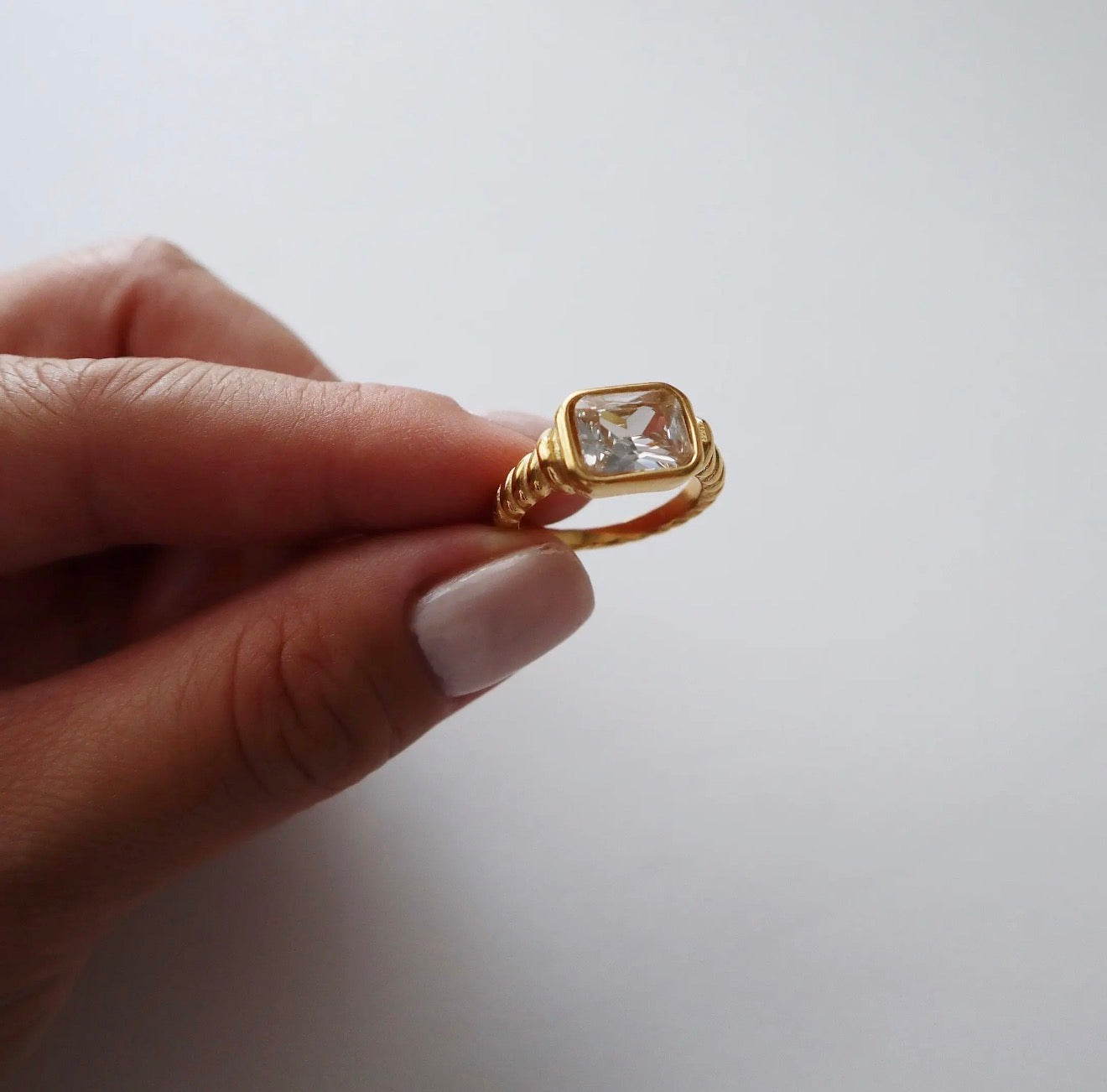 Golden Muse Ring