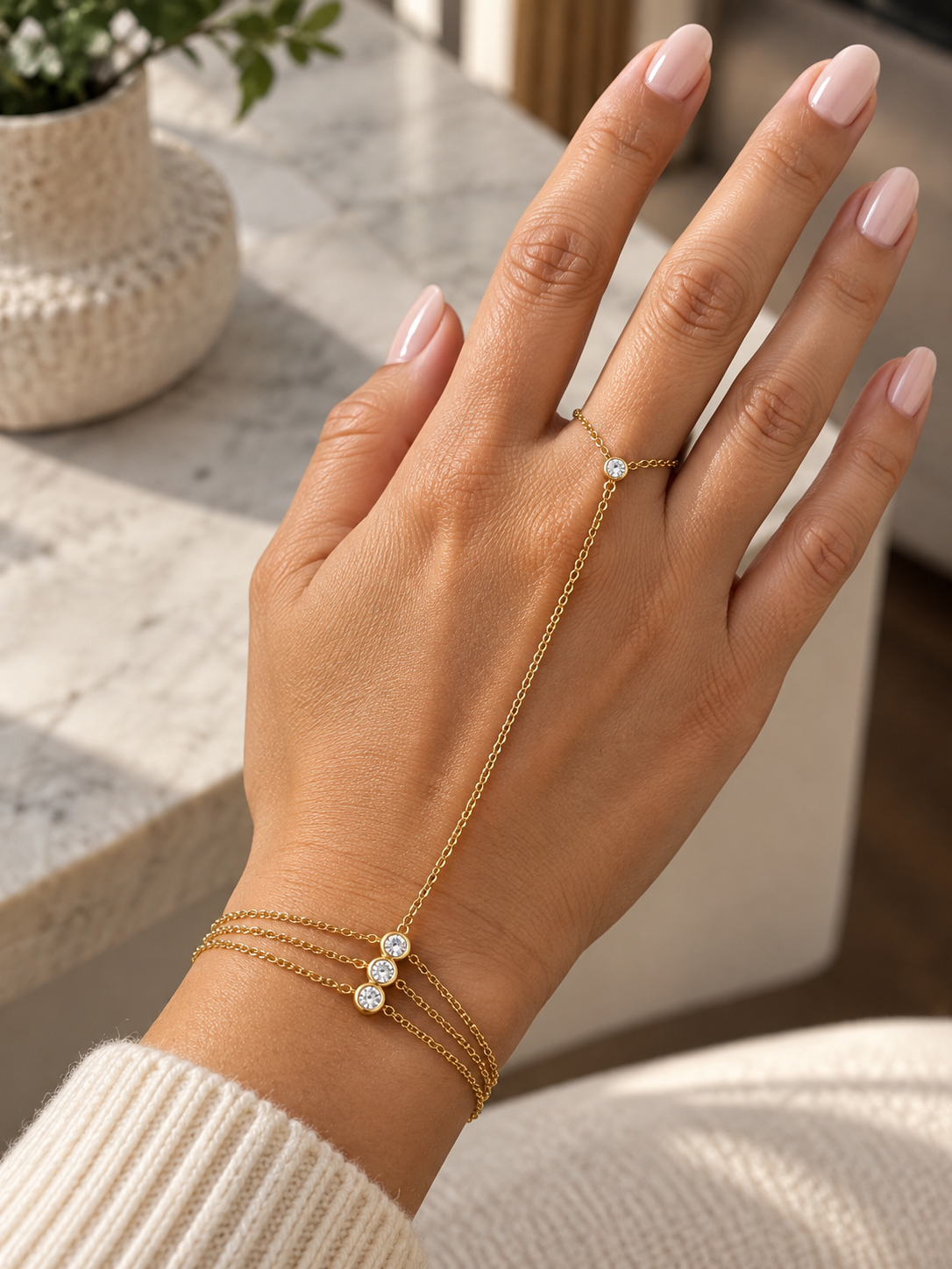 The Celeste Hand Chain