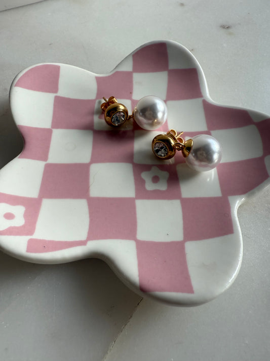 Pearl Kiss Earrings