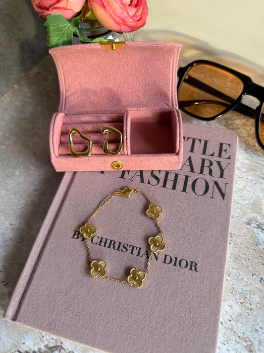 The Daily Look 💕