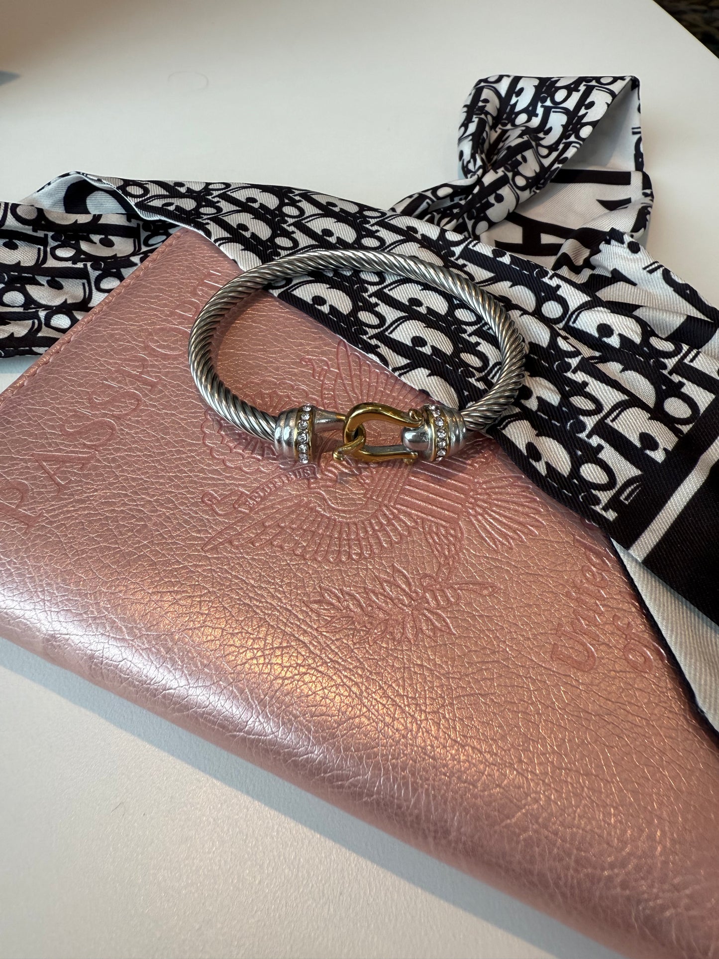 The Luxe Link