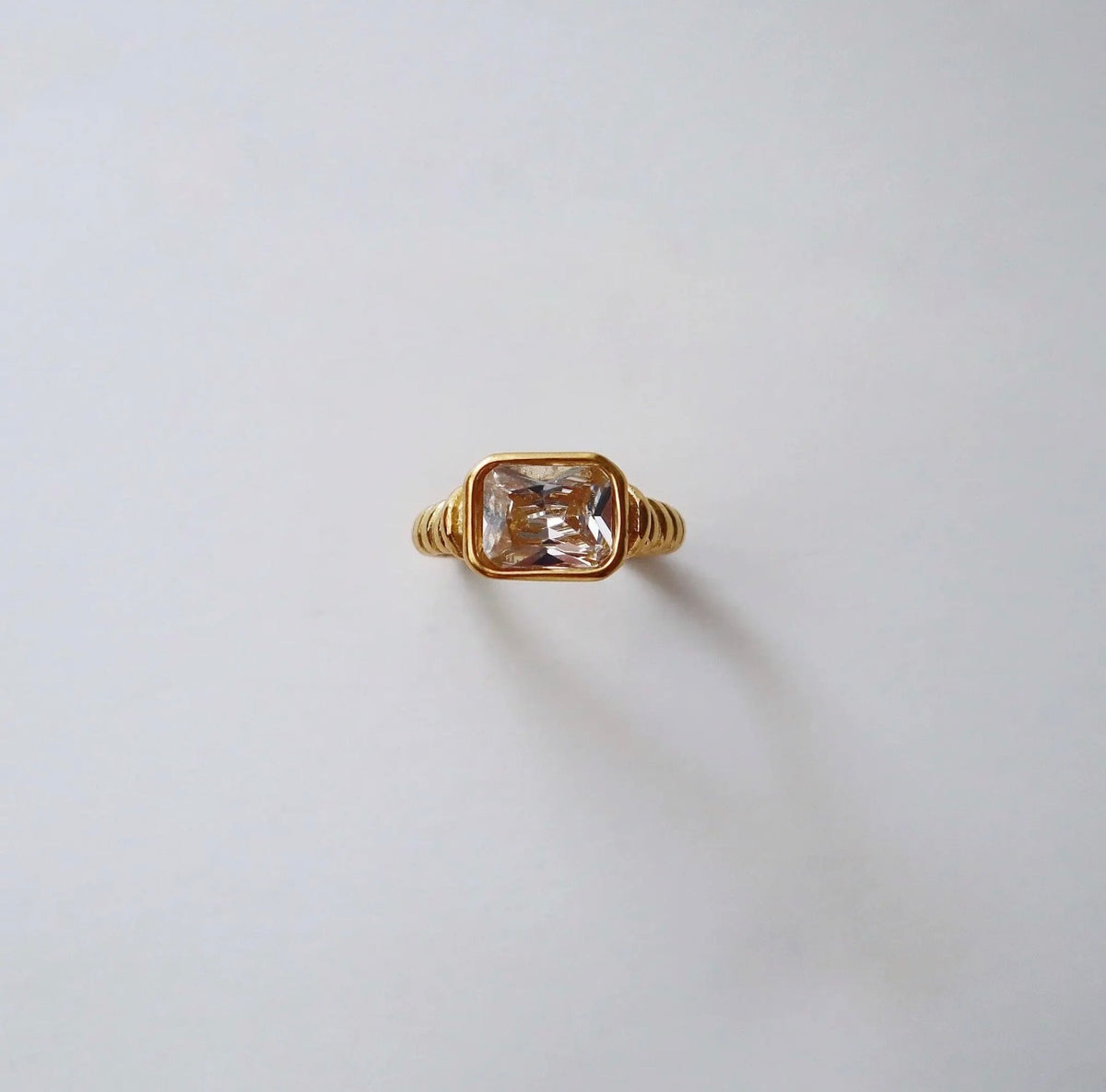 Golden Muse Ring