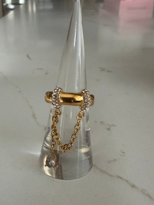 Chandelier Ring Gold