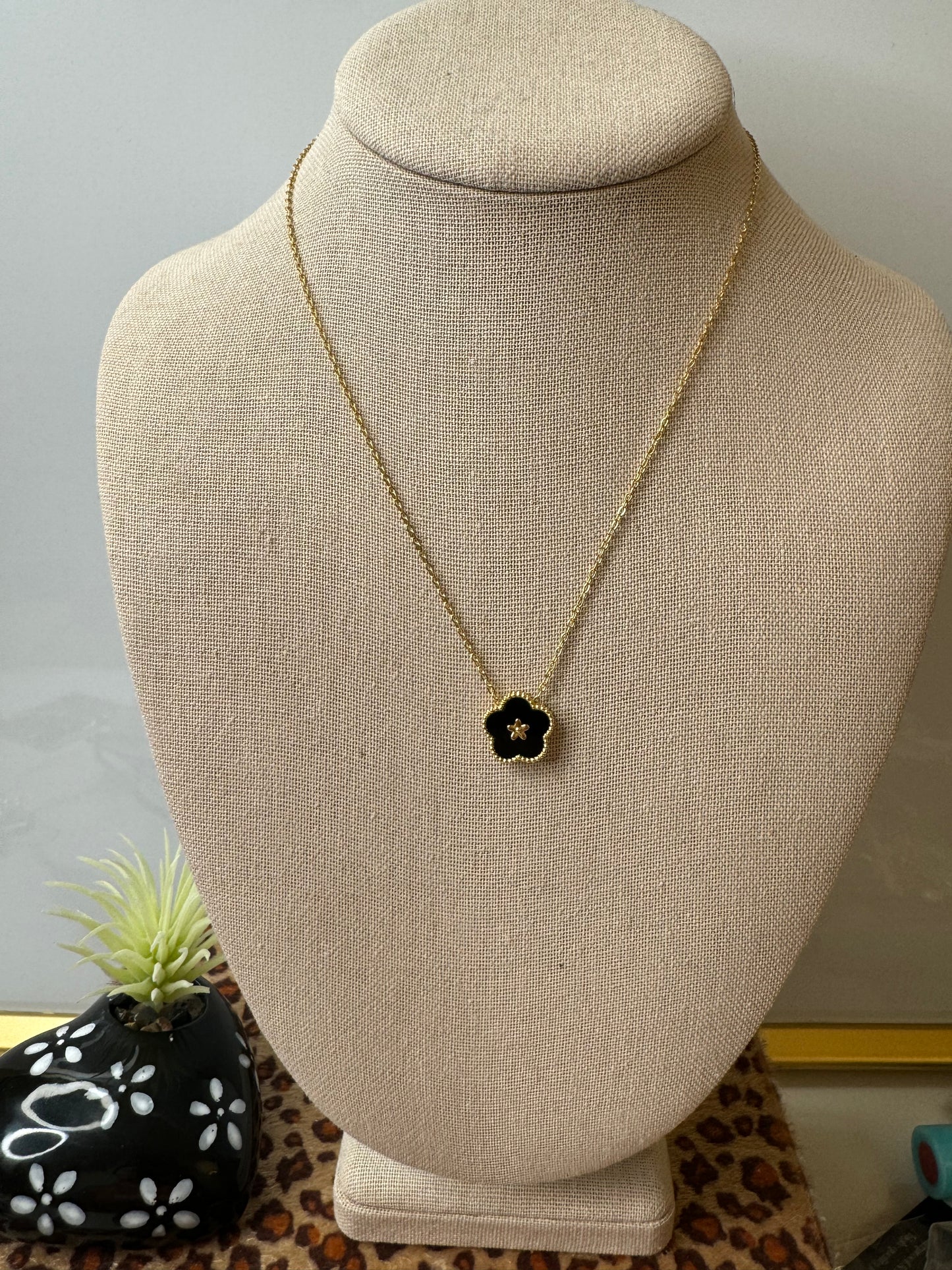 Black Flower Necklace
